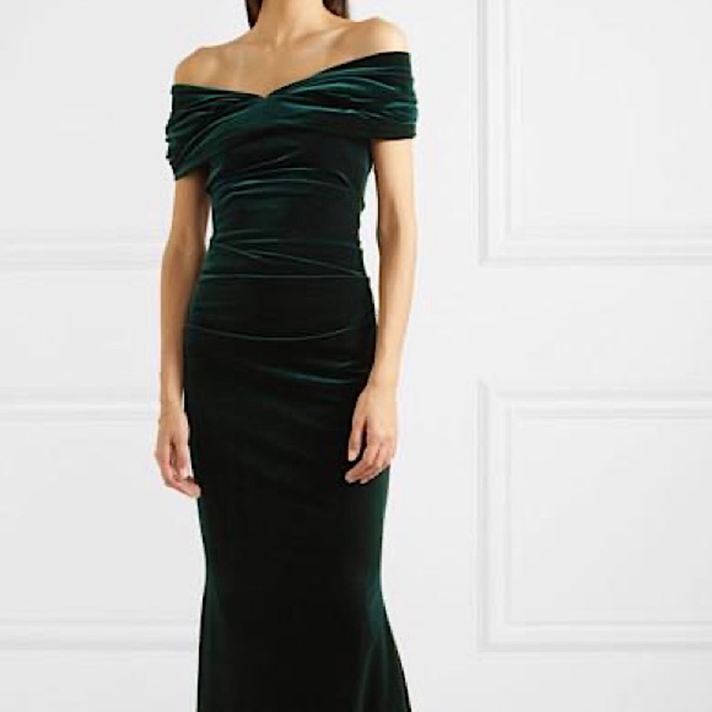 Talbot Runhof Pink Velvet Tokara gown *looks brand new* MSRP $1850 worn once
